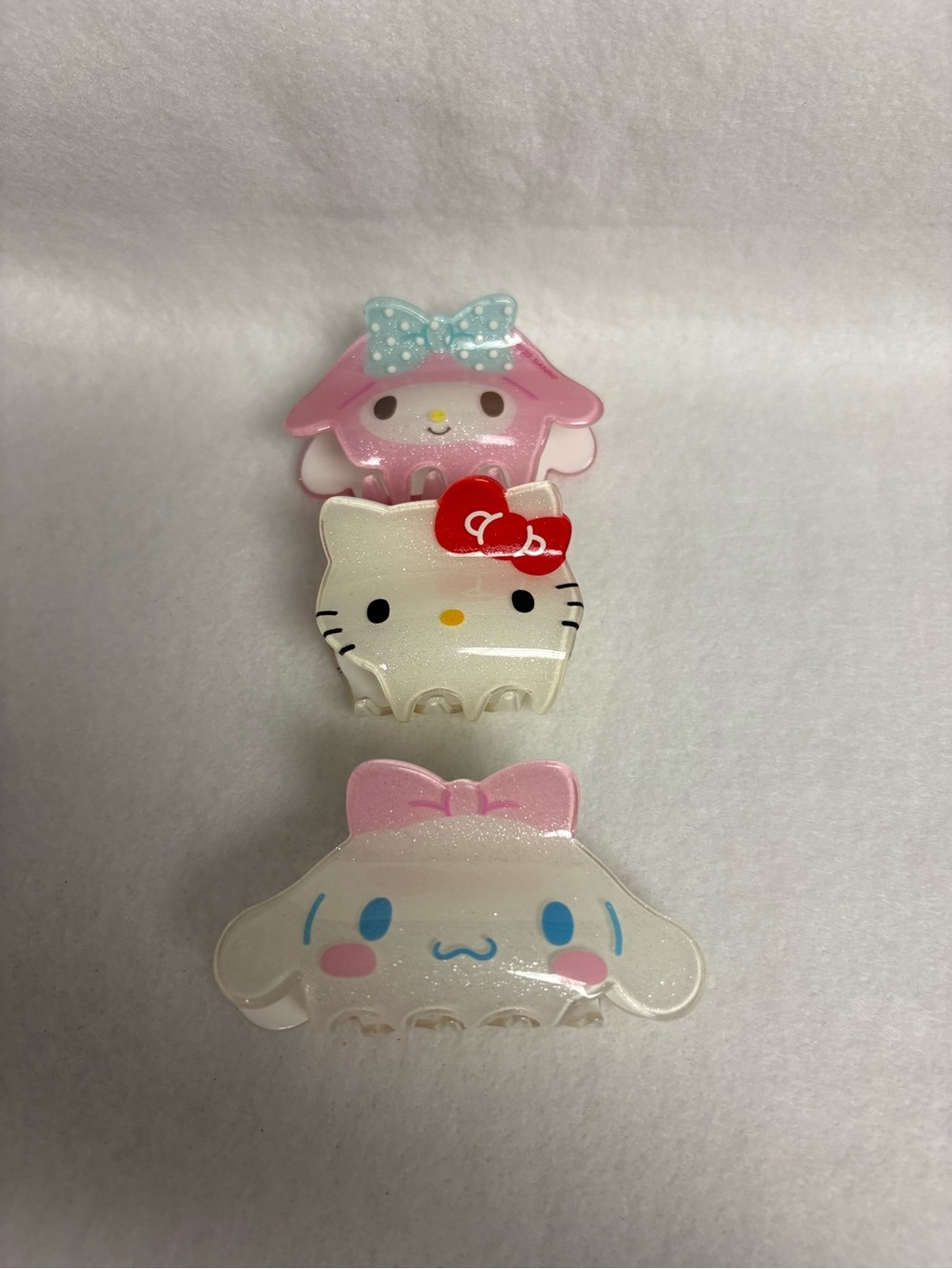 Set of 3 Sanrio Small Plastic Hair Clips Hello Kitty My Melody Cinnamoroll